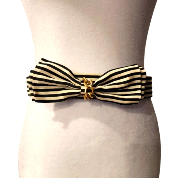 Gorgeous Vintage Bow Striped Belt with Gold Chain Detail at Center of Bow - Picture 2 of 4